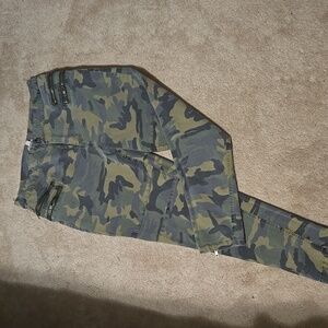 Camo jeans